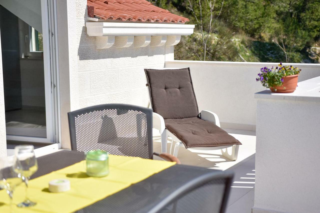 Villa Mar 1 - Luxury Apartments Pucisca Exteriör bild